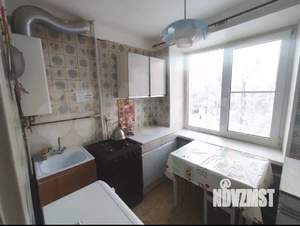 2-к квартира, вторичка, 44м2, 3/5 этаж