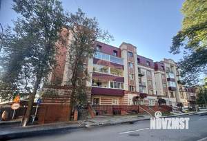 4-к квартира, вторичка, 109м2, 2/5 этаж