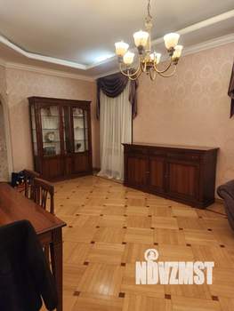 3-к квартира, вторичка, 105м2, 3/3 этаж