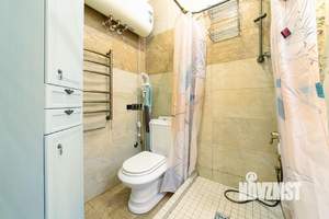 2-к квартира, вторичка, 65м2, 1/4 этаж