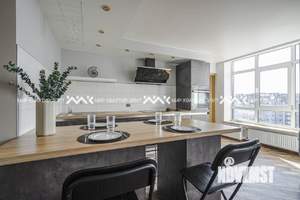 3-к квартира, вторичка, 133м2, 10/10 этаж