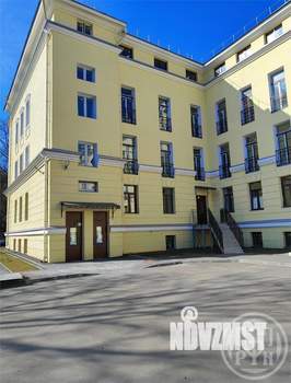 2-к квартира, вторичка, 110м2, 2/4 этаж