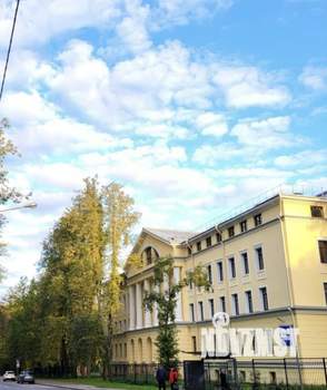 3-к квартира, вторичка, 138м2, 2/4 этаж
