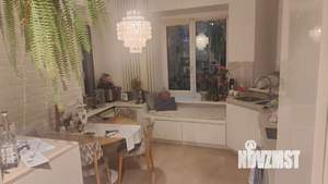 2-к квартира, вторичка, 103м2, 1/5 этаж