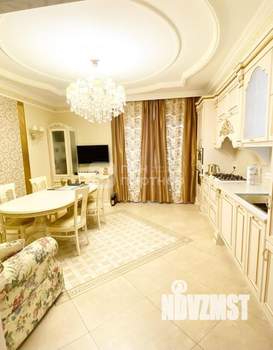 4-к квартира, вторичка, 137м2, 1/4 этаж