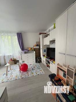 2-к квартира, вторичка, 42м2, 3/5 этаж