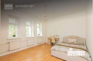 4-к квартира, вторичка, 218м2, 1/2 этаж