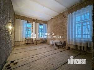 5-к квартира, вторичка, 128м2, 2/2 этаж