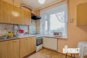 3-к квартира, вторичка, 59м2, 3/6 этаж