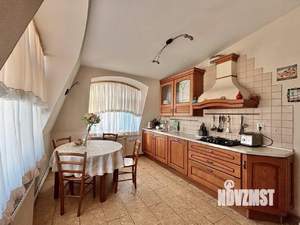 3-к квартира, вторичка, 100м2, 4/4 этаж