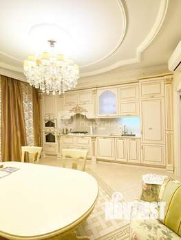 4-к квартира, вторичка, 137м2, 1/4 этаж