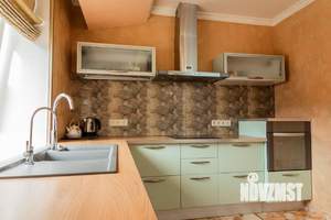 3-к квартира, вторичка, 107м2, 5/5 этаж