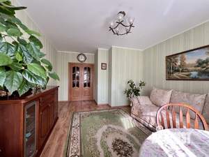 3-к квартира, вторичка, 75м2, 2/4 этаж