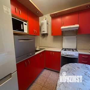 3-к квартира, вторичка, 53м2, 2/4 этаж