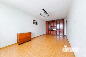 2-к квартира, вторичка, 77м2, 2/2 этаж