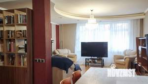 4-к квартира, вторичка, 218м2, 1/2 этаж
