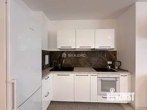 2-к квартира, вторичка, 65м2, 1/5 этаж