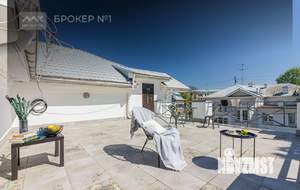 4-к квартира, вторичка, 218м2, 1/2 этаж