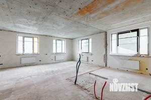 4-к квартира, вторичка, 154м2, 2/4 этаж