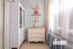 2-к квартира, вторичка, 65м2, 1/4 этаж