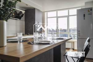 3-к квартира, вторичка, 133м2, 10/10 этаж
