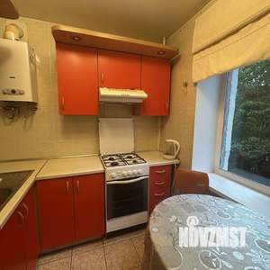 3-к квартира, вторичка, 53м2, 2/4 этаж