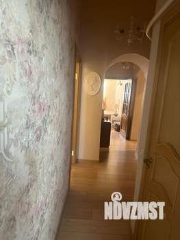 2-к квартира, вторичка, 49м2, 1/4 этаж