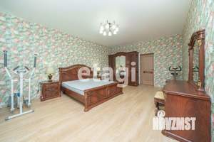 3-к квартира, вторичка, 99м2, 1/3 этаж