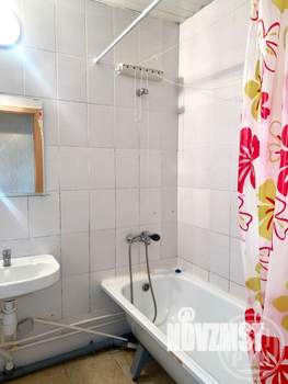 2-к квартира, вторичка, 62м2, 3/9 этаж