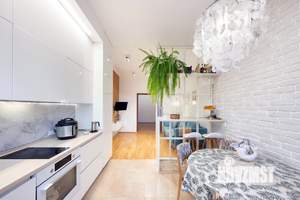 4-к квартира, вторичка, 103м2, 1/5 этаж